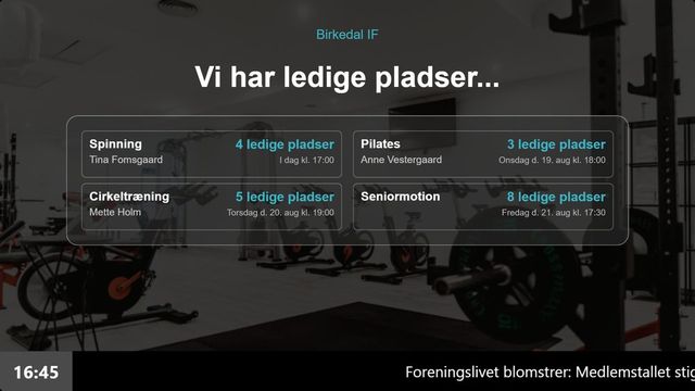Infoskærm med ledige pladser hentet automatisk fra ForeningLet