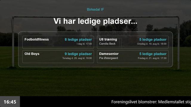 Infoskærm med ledige pladser hentet automatisk fra Holdsport