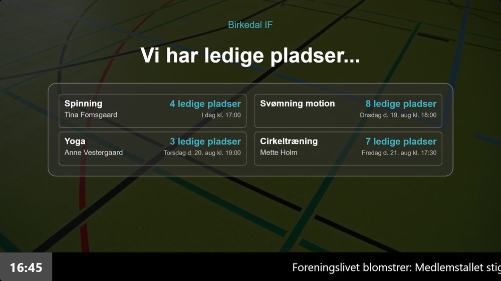 Infoskærm-slide med ledige pladser hentet automatisk fra Sport Solution